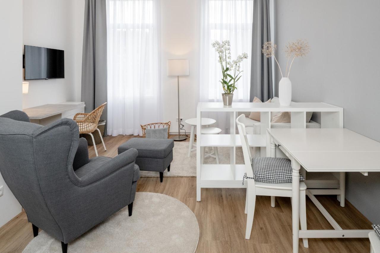 Hotel Markt 5 - Inmitten Der Luebbecker Altstadt, Kostenloser Parkplatz Direkt Am Hotel 吕伯克 外观 照片